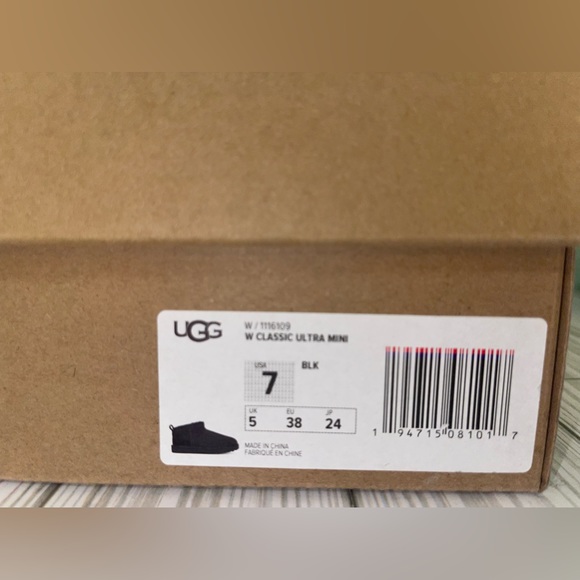 Brand NEW in box Ultra Mini Classic Black, Size 7 - Picture 4 of 10